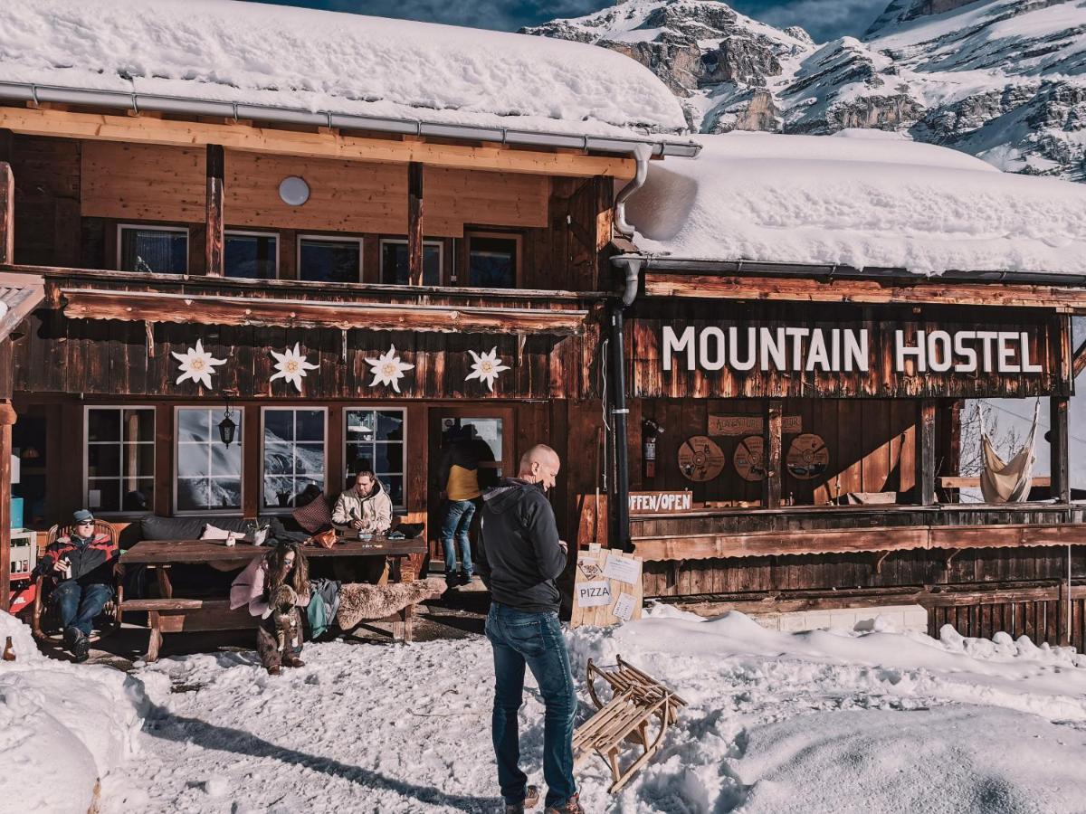 Mountain Hostel Gimmelwald Exterior foto